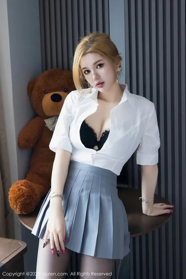 Vol. 06836 杨可可coco(92P)