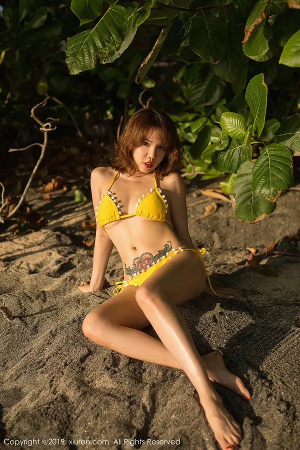 Vol. 01551 黄楽然(56P)