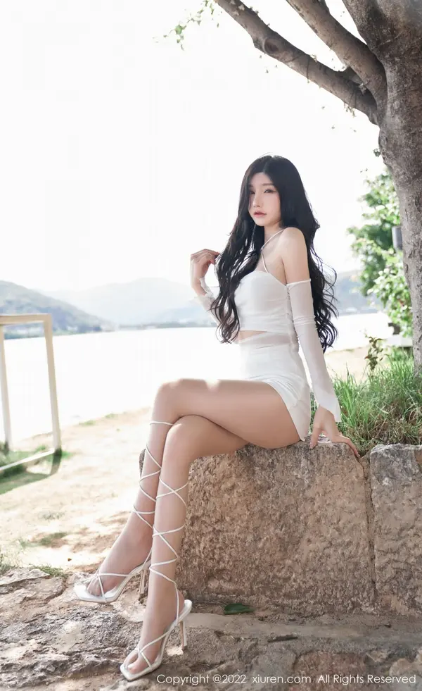 Vol. 05271 周于希Sally(90P)
