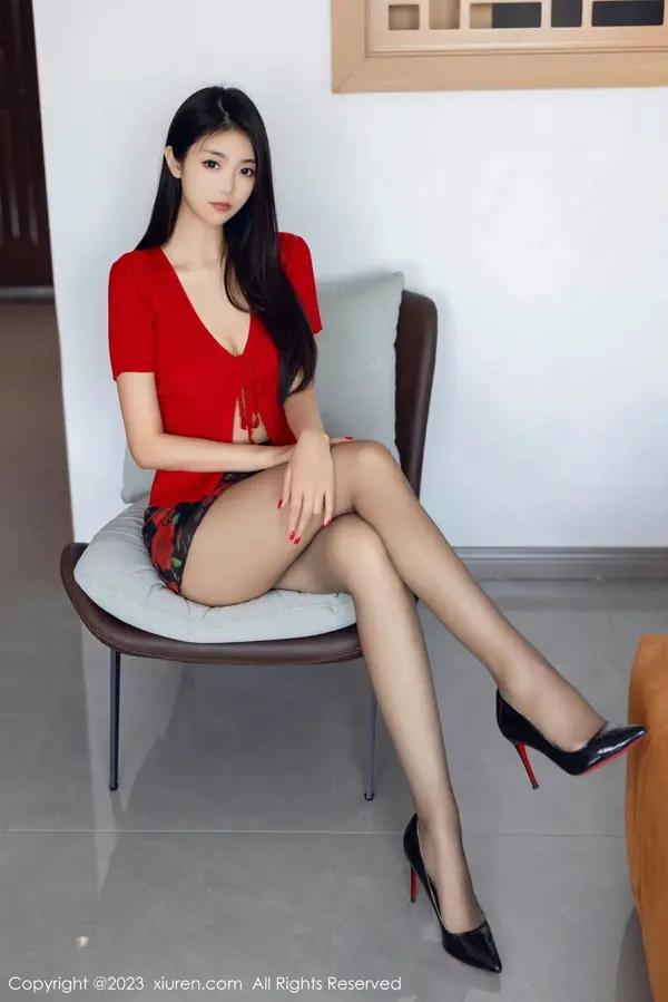 Vol. 07249 可乐Vicky(77P)