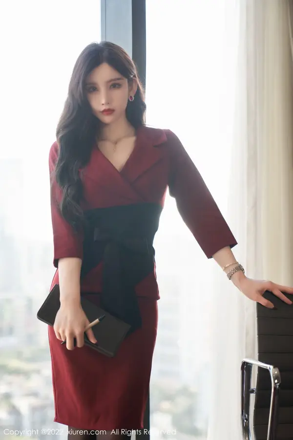 Vol. 04877 周于希Sally(77P)
