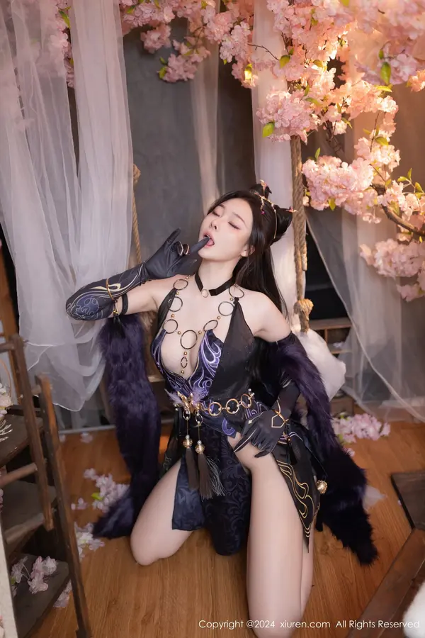 Vol. 08232 小逗逗(81P)