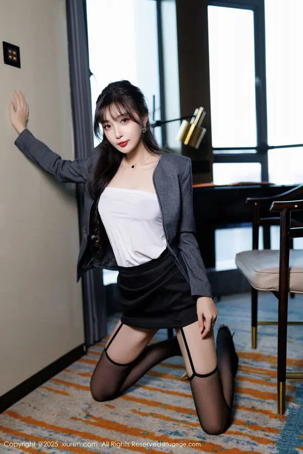 Vol. 09957 樱桃小阑子(86P)
