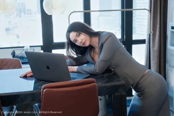 Vol. 09444 方子萱(81P)