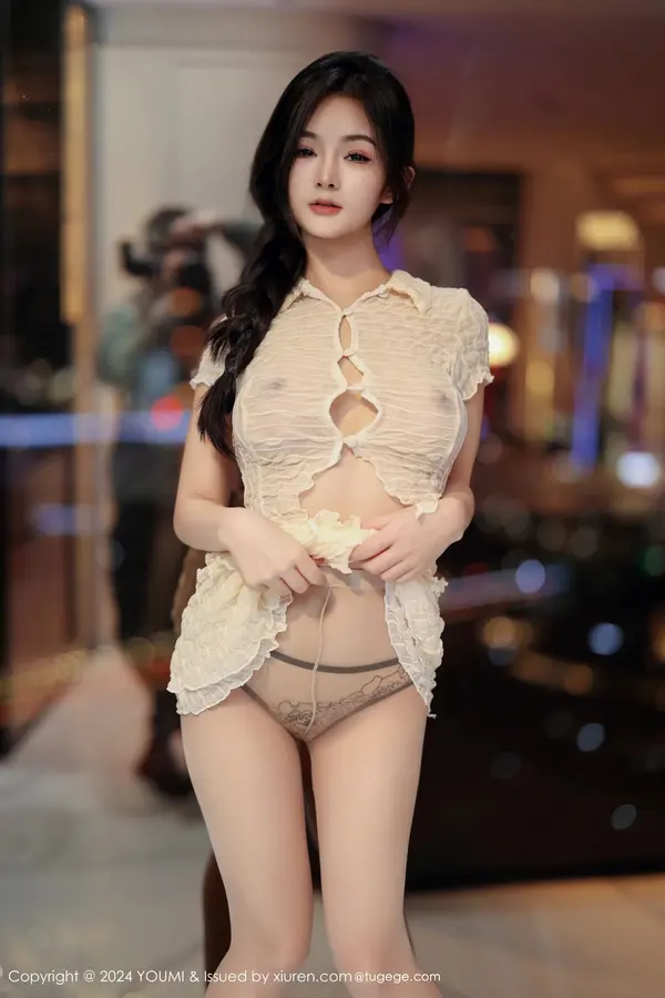 Vol. 1067 谭小灵(82P)