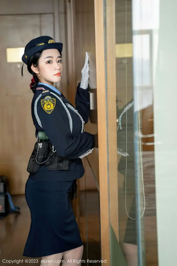 Vol. 06497 汐汐爱吃草莓(86P)