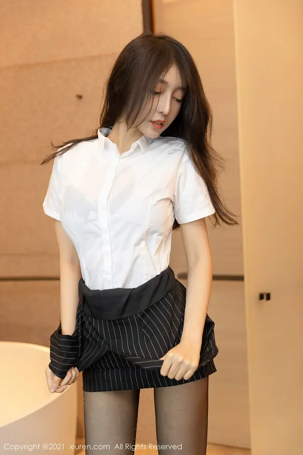 Vol. 03679 玥儿玥er(63P)