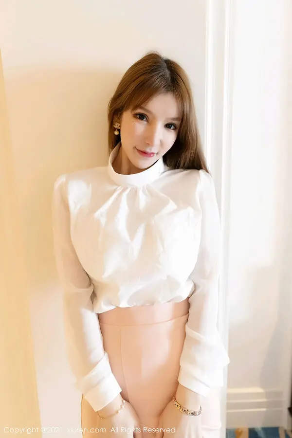 Vol. 03063 周于希Sandy(123P)