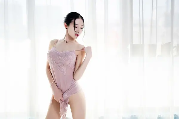 Vol. 00806 馨怡(51P)