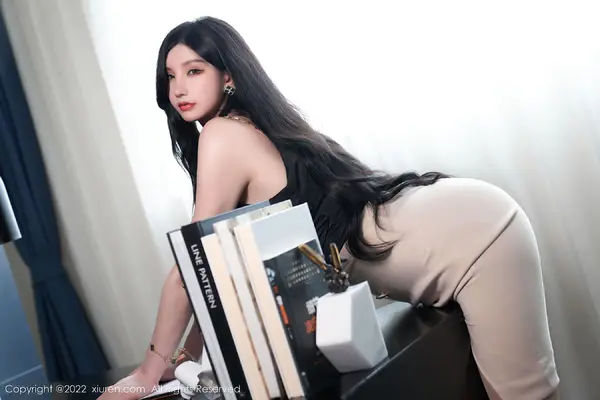 Vol. 05071 周于希Sally(82P)