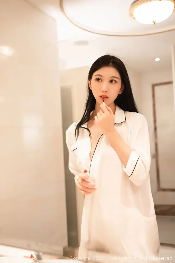 Vol. 04270 李雅柔182CM(45P)