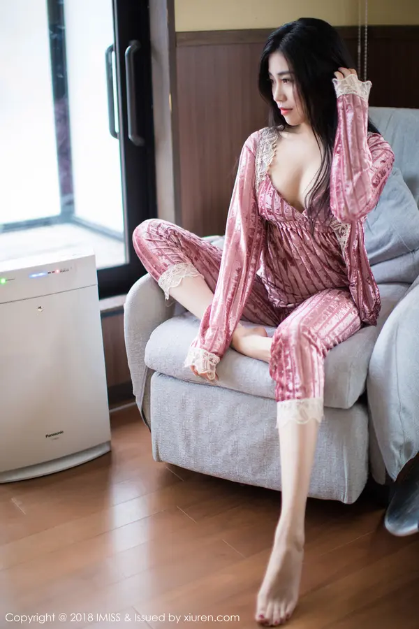 Vol. 0272 许诺Sabrina(43P)