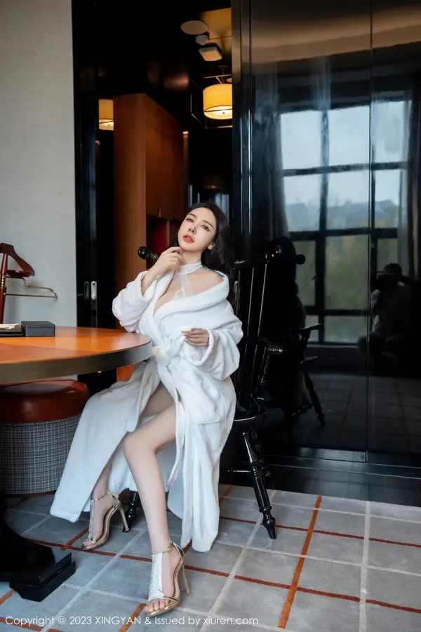 Vol. 0220 潘娇娇(77P)