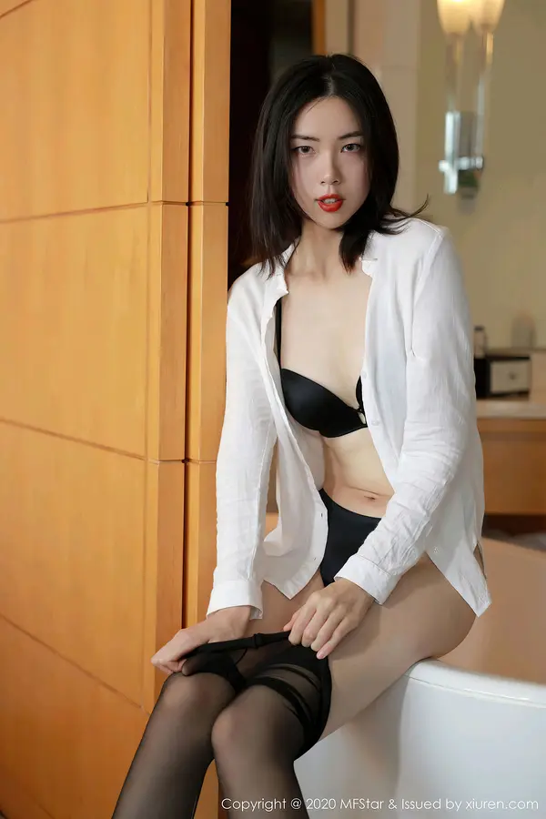 Vol. 0371 噜噜妞儿(57P)