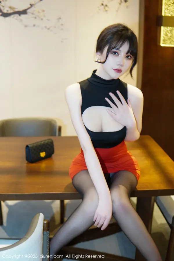 Vol. 06075 桃桃子_(78P)
