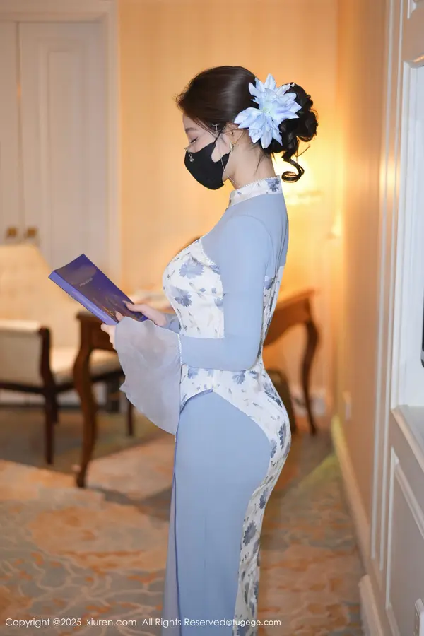Vol. 11033 Twins-桃桃(81P)