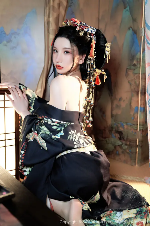 Vol. 05537 周于希Sally(81P)