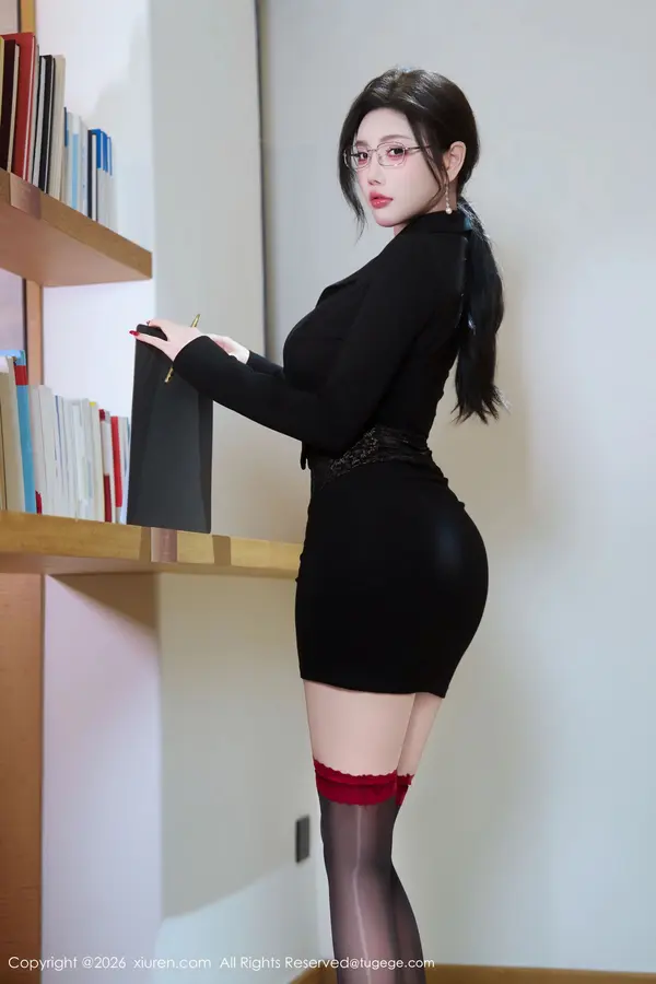 Vol. 11230 杨晨晨(76P)