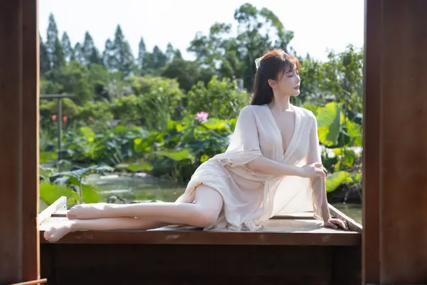 Vol. 10630 陆萱萱《私购流出》(91P)