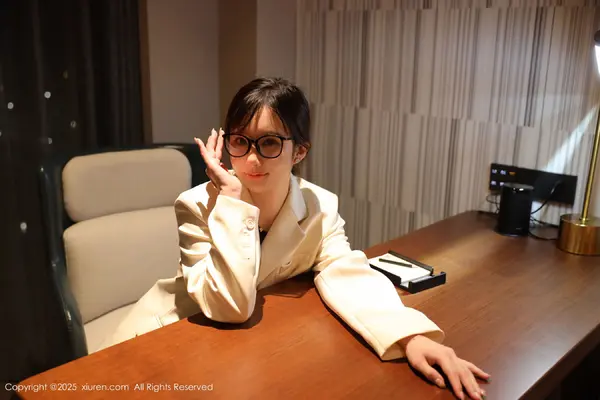 Vol. 10805 小肉肉咪(73P)