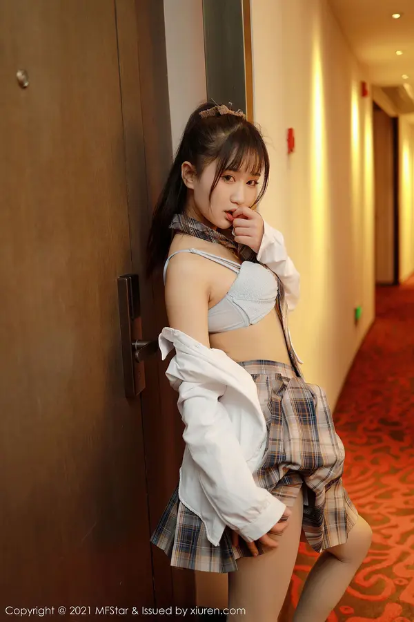 Vol. 0447 小果冻儿(40P)