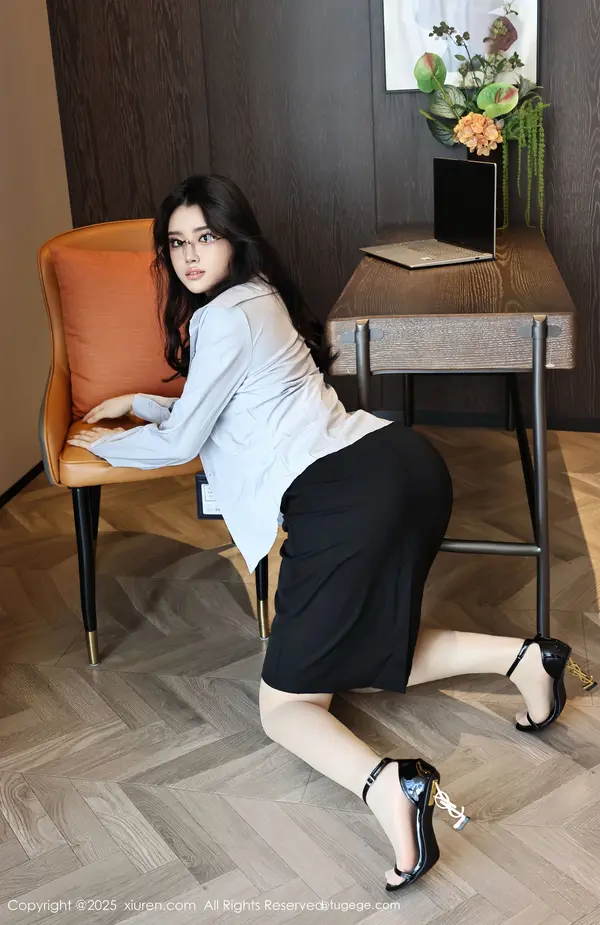 Vol. 10674 糯梨子(61P)
