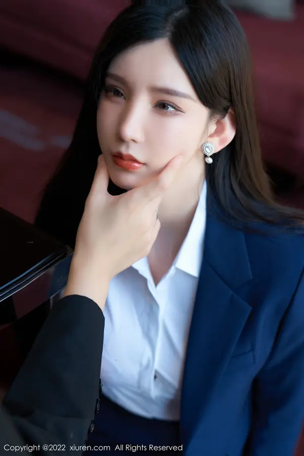 Vol. 04708 周于希Sally(83P)