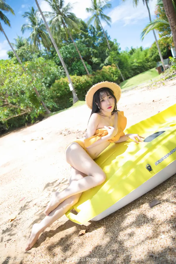 Vol. 00855 兜豆靓Youlina(49P)