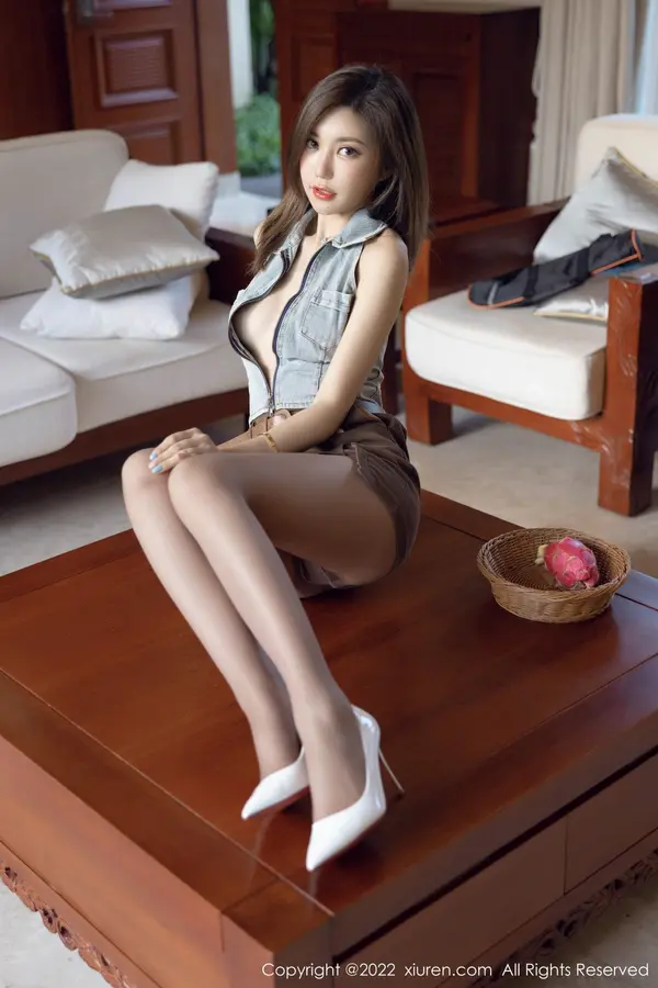 Vol. 04675 绮里嘉ula(52P)
