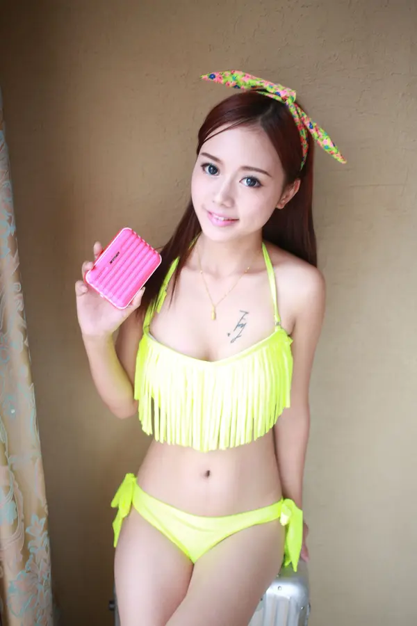Vol. 00005 toro羽住《私购流出》(130P)