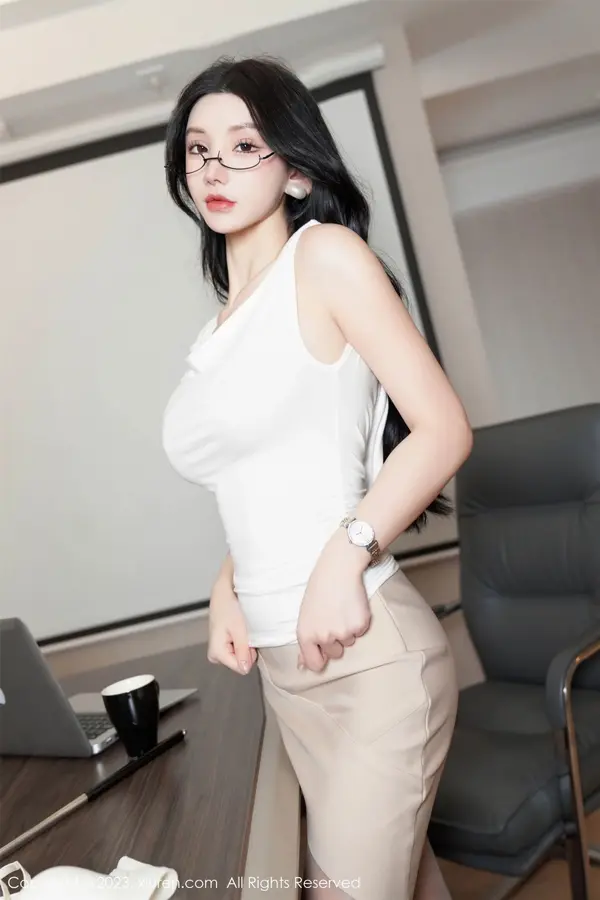 Vol. 07682 周于希Sally(91P)
