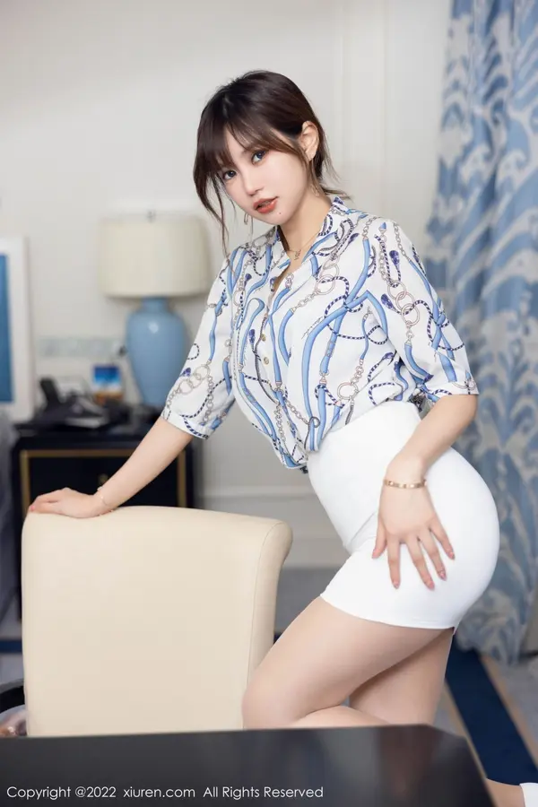Vol. 05775 绮里嘉ula(103P)