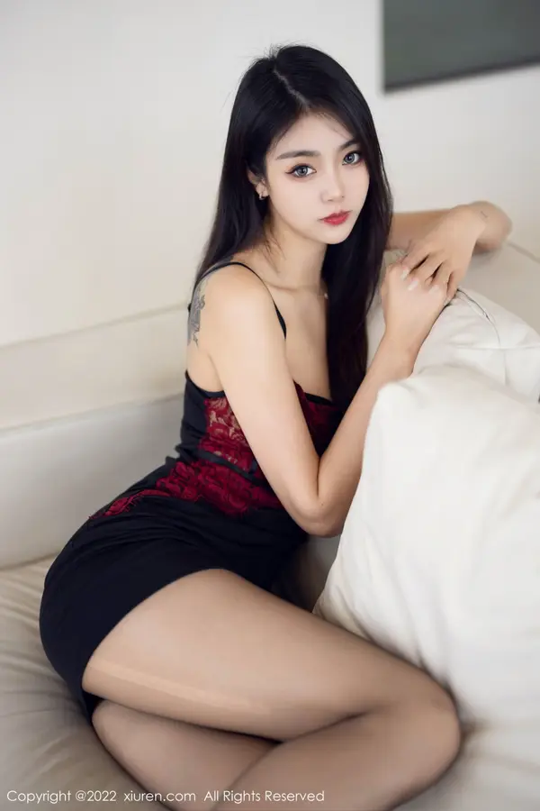 Vol. 05769 可乐Vicky(64P)