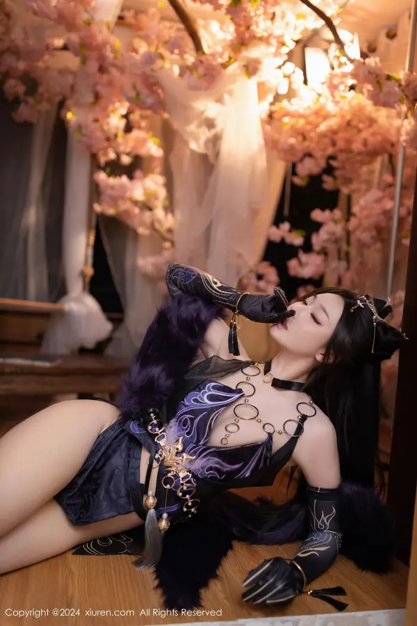 Vol. 08232 小逗逗(81P)