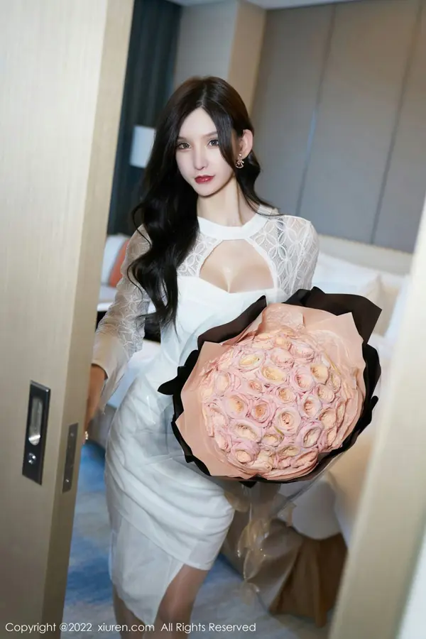 Vol. 04426 周于希Sally(77P)