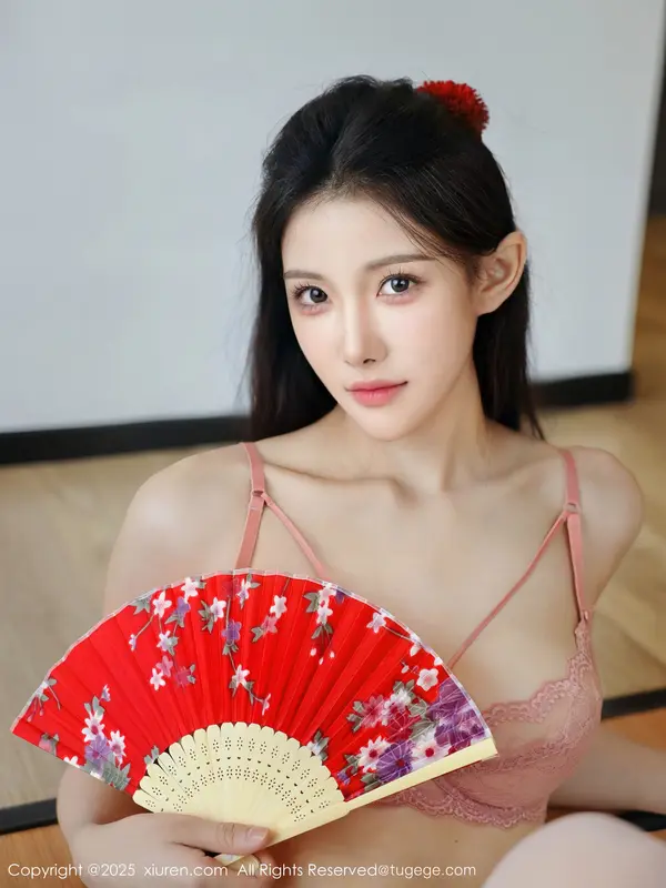 Vol. 10767 梨霜儿(84P)