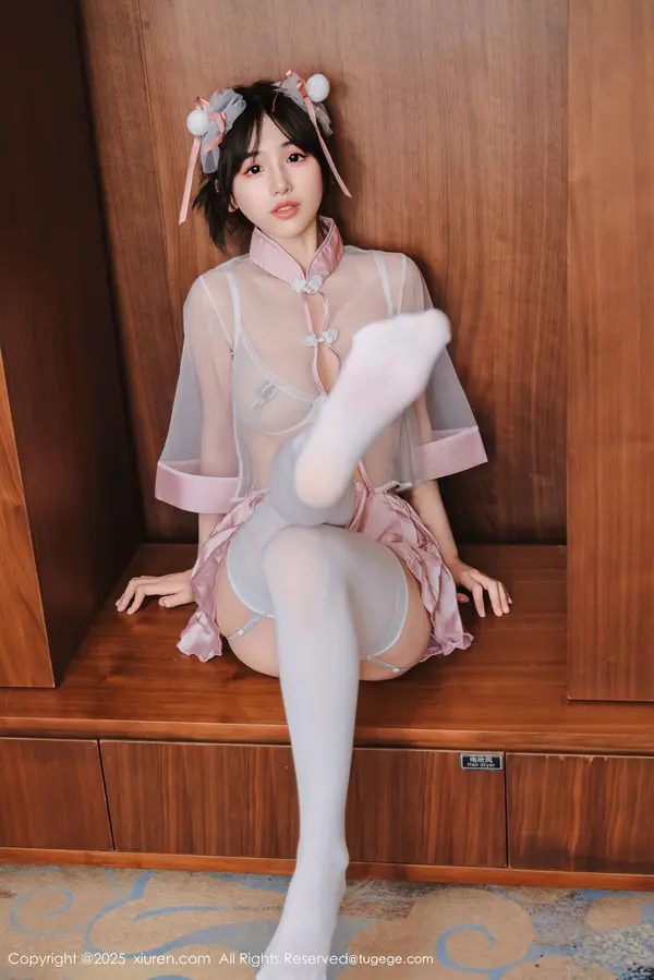 Vol. 09763 奶芙乔乔(69P)