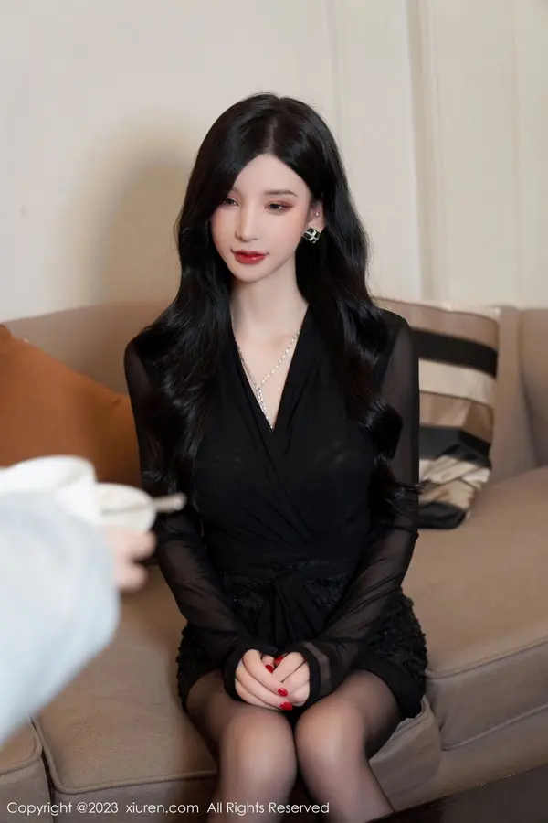 Vol. 06853 周于希Sally(87P)