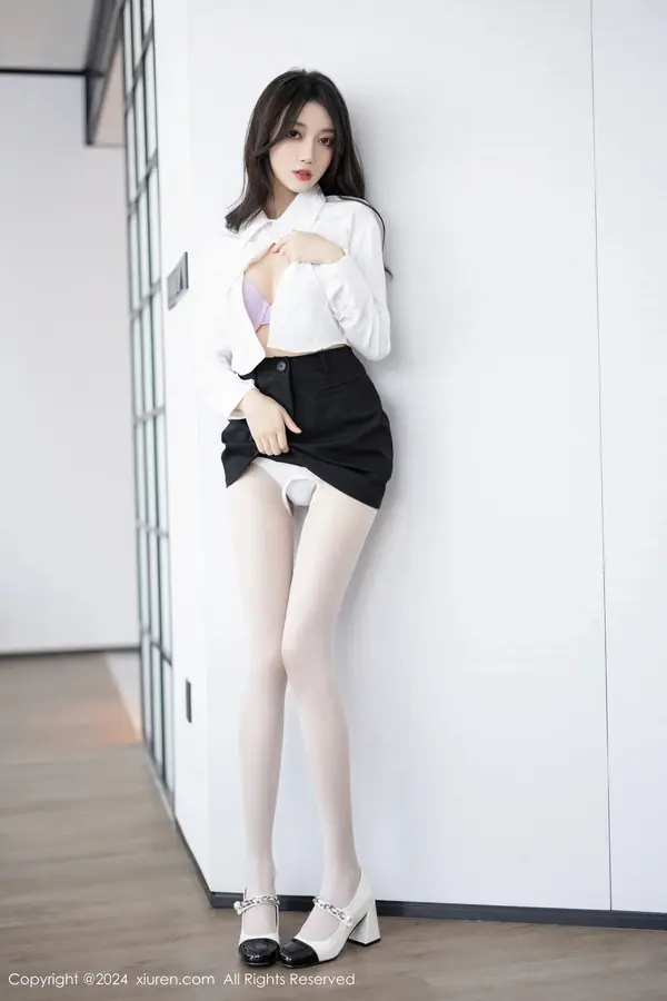 Vol. 08247 玥儿玥(83P)