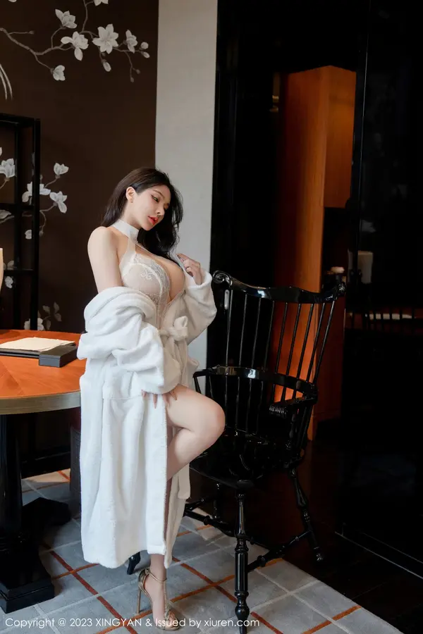 Vol. 0220 潘娇娇(77P)