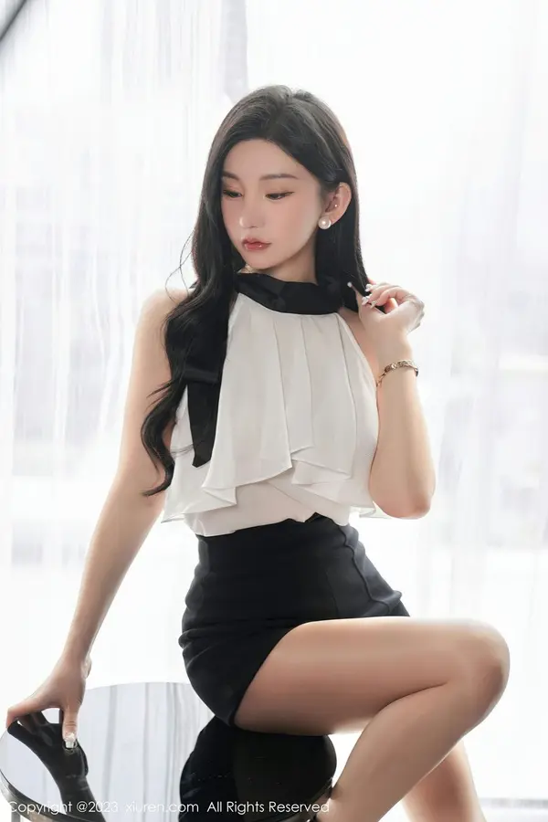 Vol. 06435 周于希Sally(84P)
