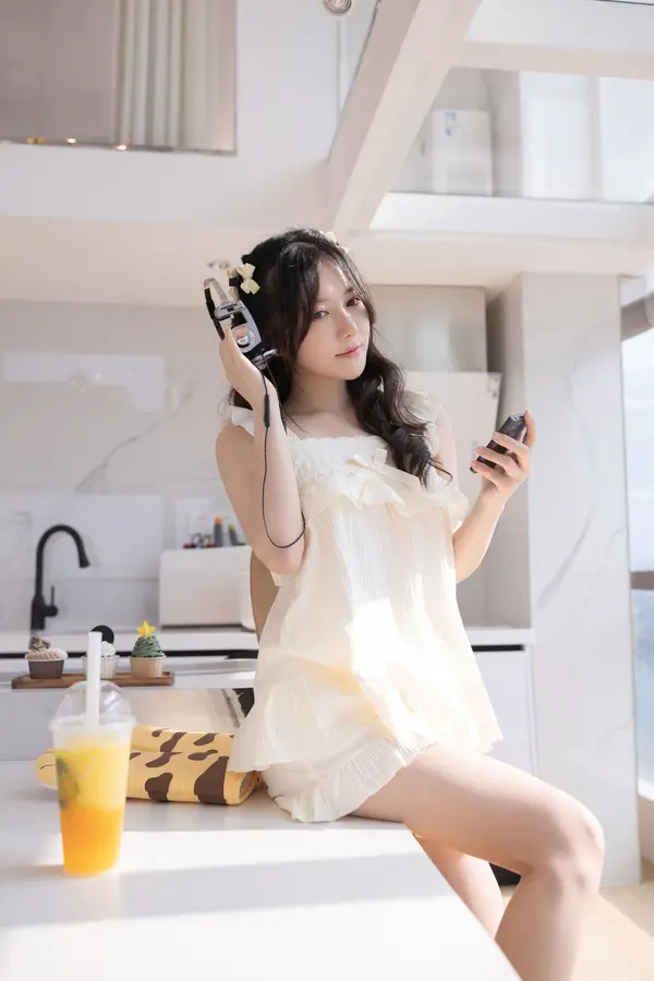 鱼子酱Fish《小邹菊》(145P)
