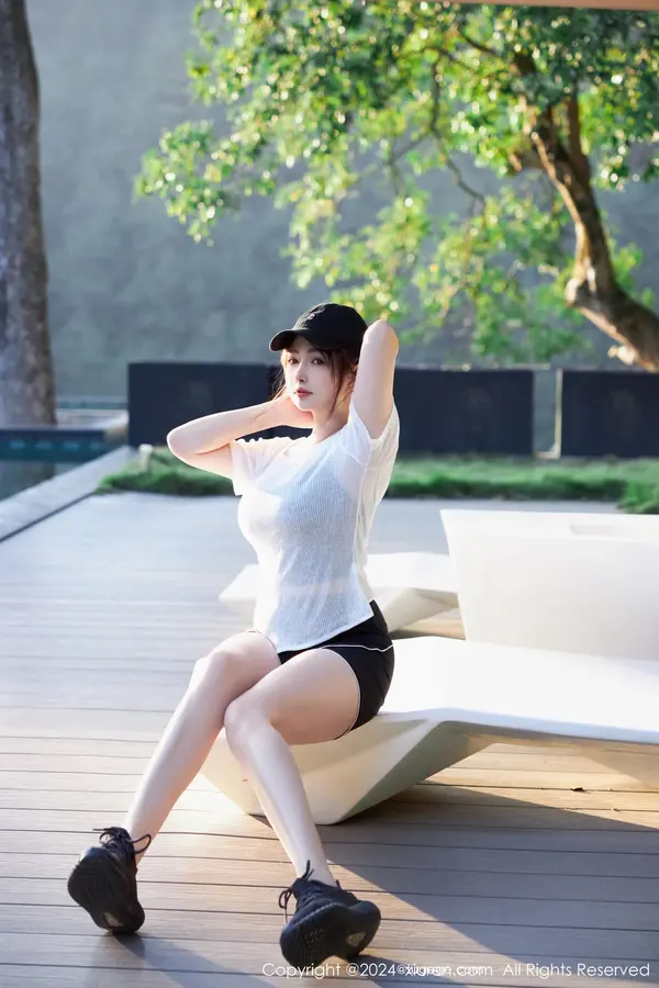 Vol. 09549 养乐多Doll(52P)