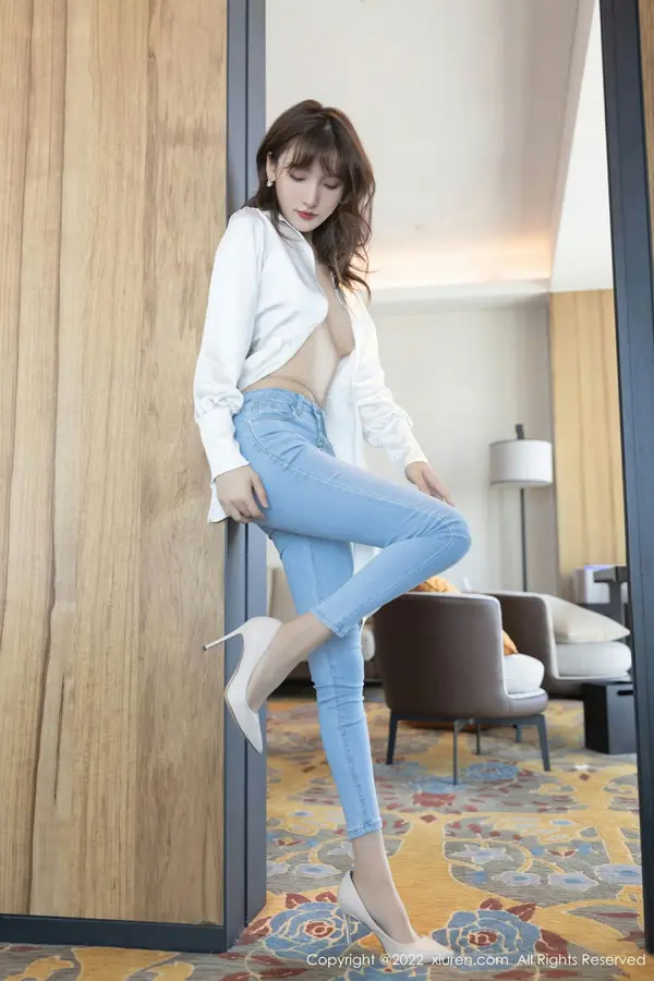 Vol. 04425 陆萱萱(81P)