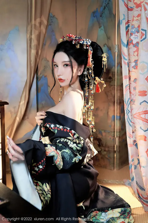 Vol. 05537 周于希Sally(81P)