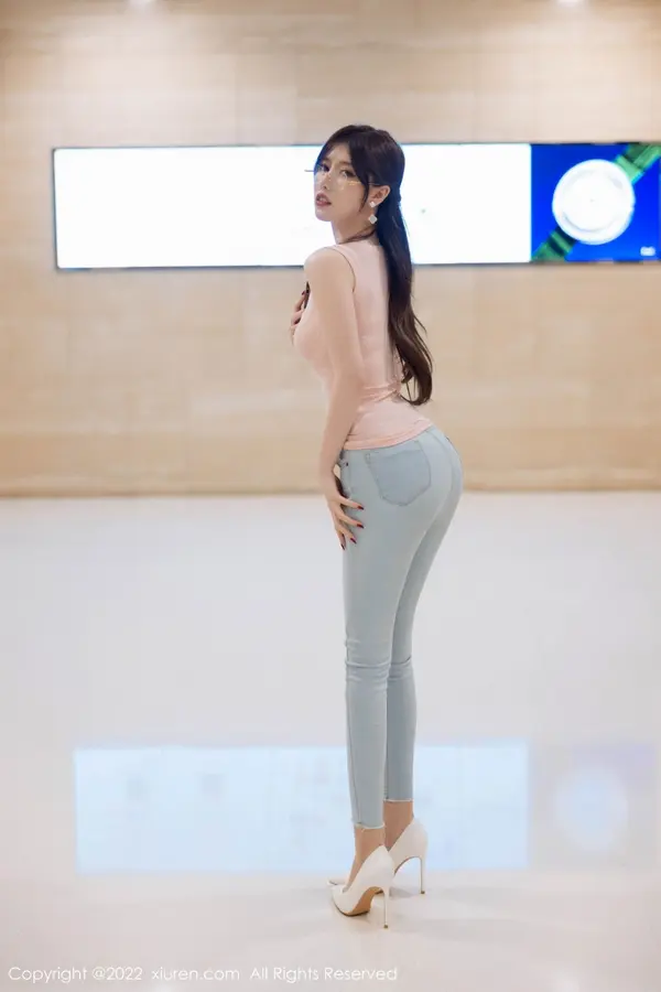 Vol. 05306 美桃酱(74P)