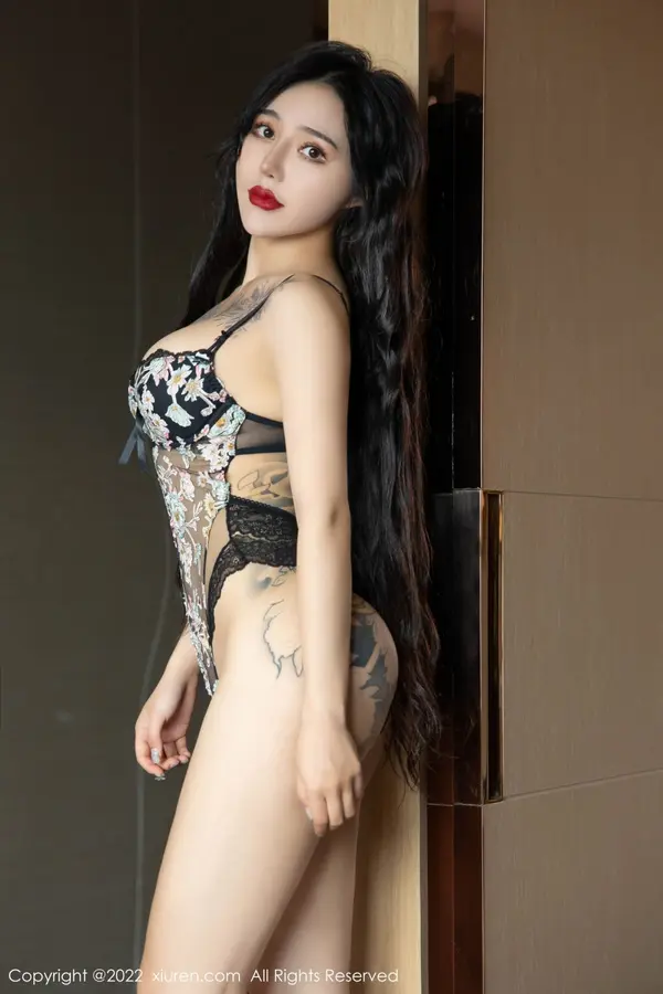 Vol. 04831 文静儿(66P)