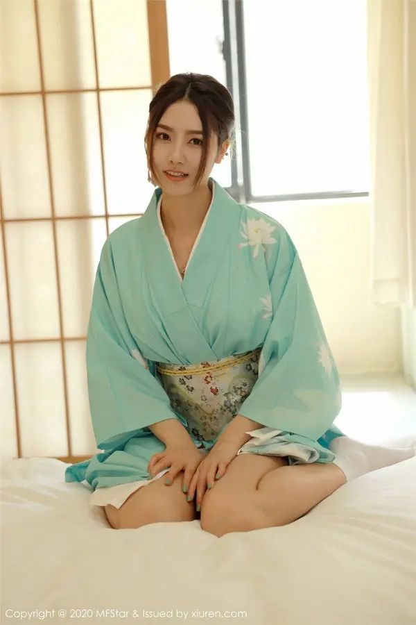 Vol. 0332 方子萱(73P)
