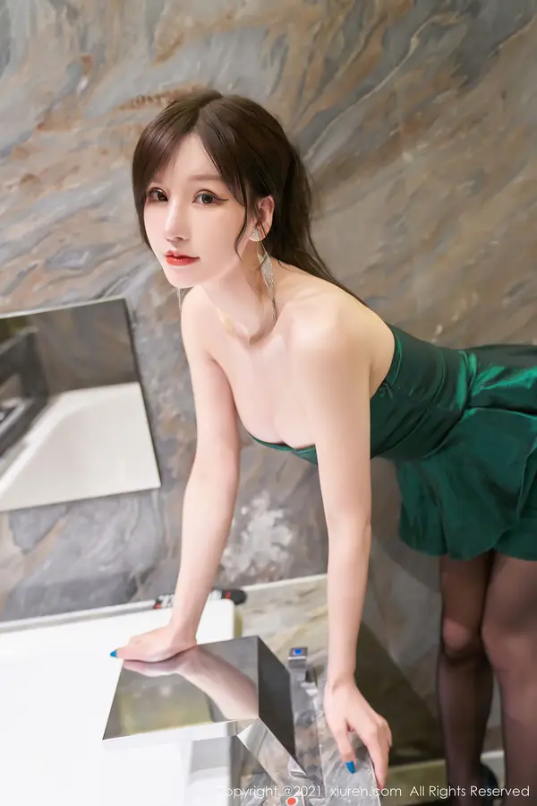 Vol. 03321 周于希Sandy(52P)