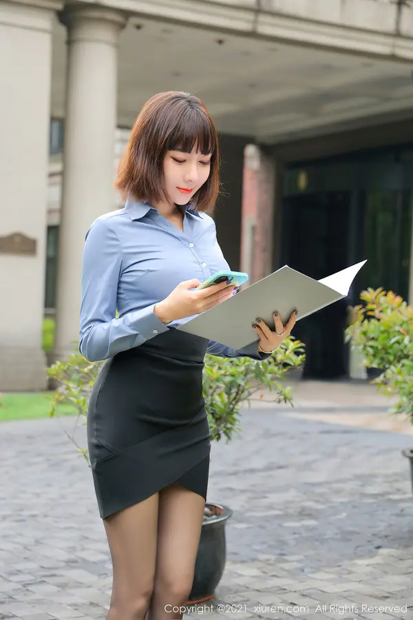 Vol. 03495 果儿Victoria(74P)
